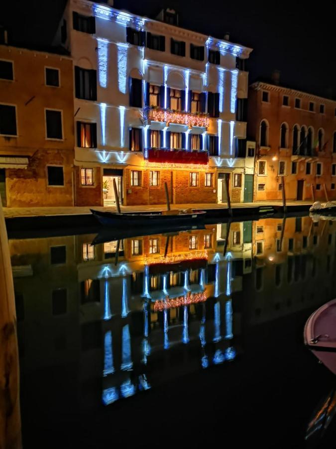 Отель Ca' Bonfadini Historic Experience Венеция Экстерьер фото