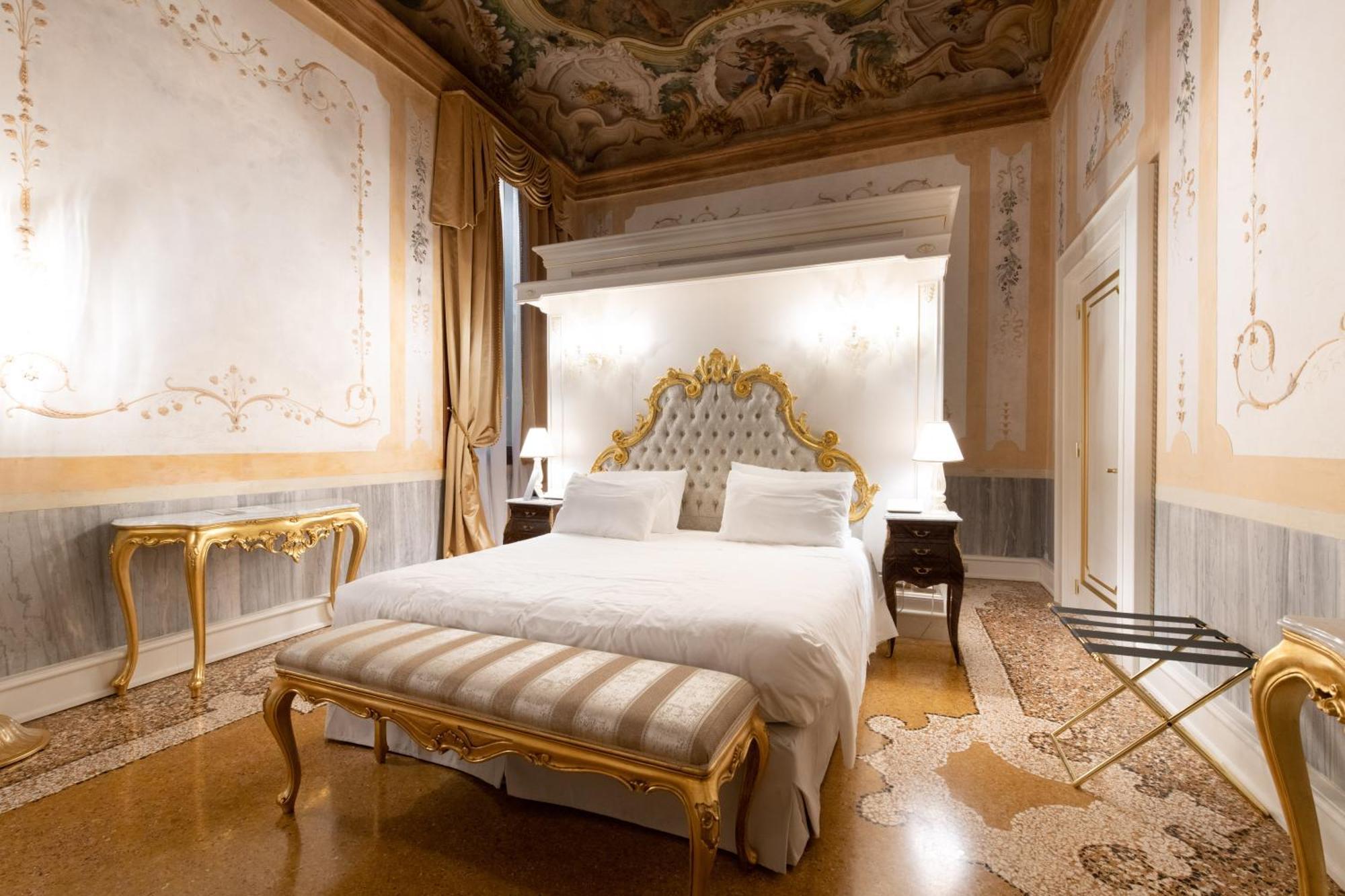 Отель Ca' Bonfadini Historic Experience Венеция Экстерьер фото