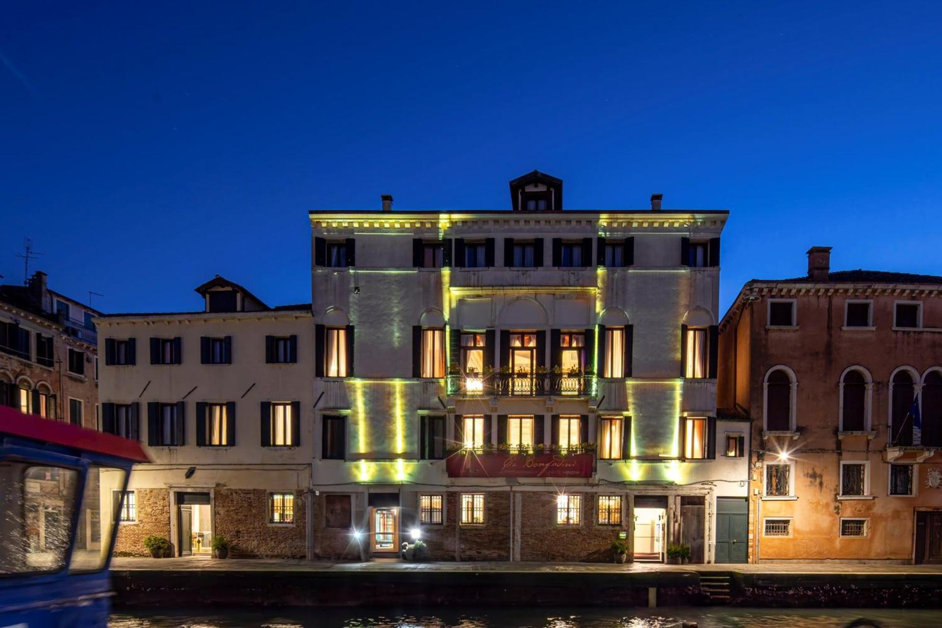 Отель Ca' Bonfadini Historic Experience Венеция Экстерьер фото