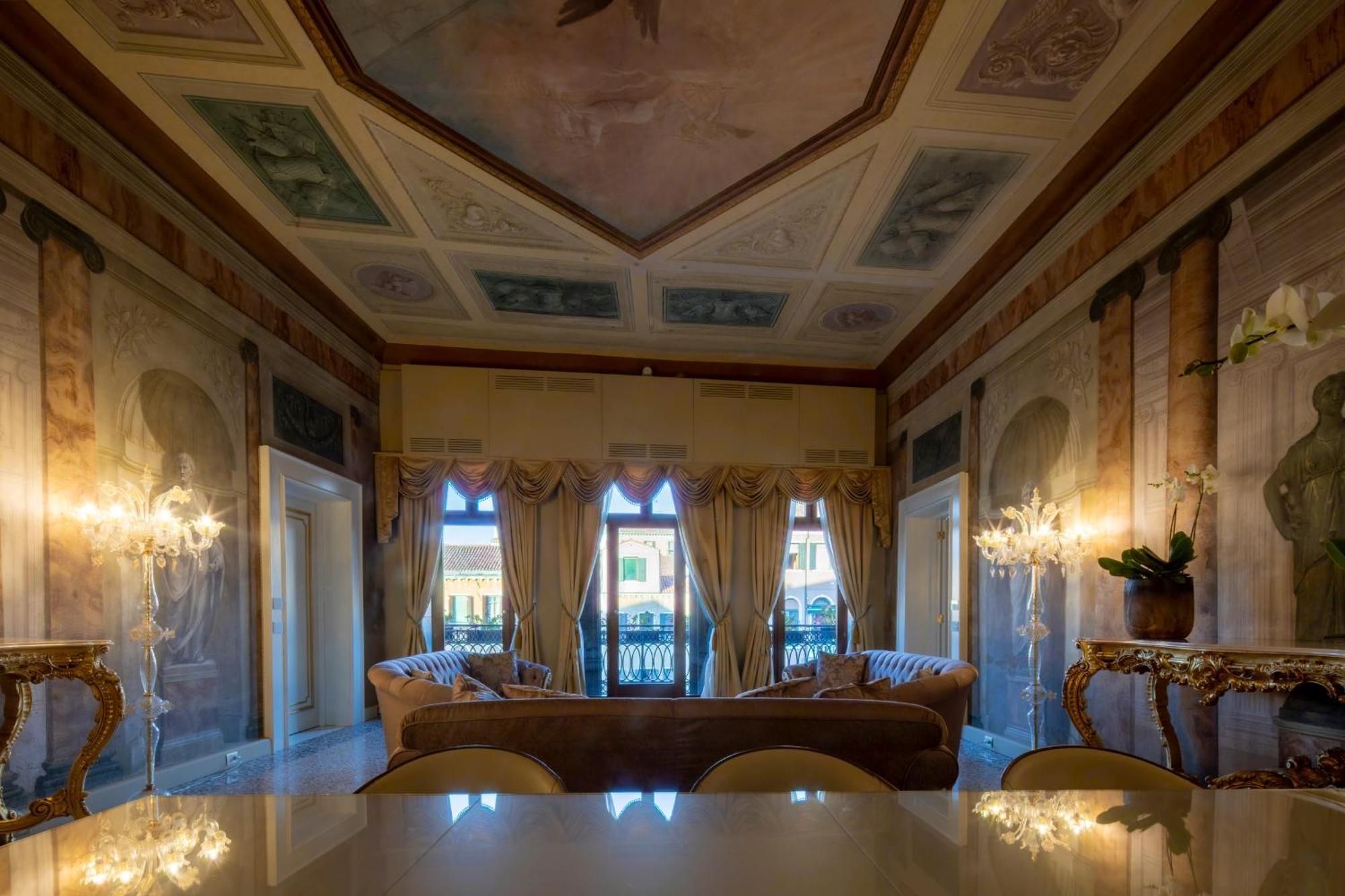 Отель Ca' Bonfadini Historic Experience Венеция Экстерьер фото